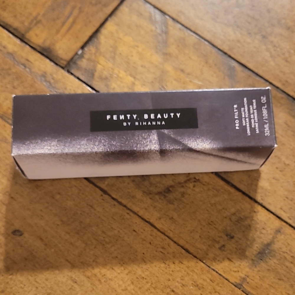Fenty Beauty Cream Foundation Radiant Finish